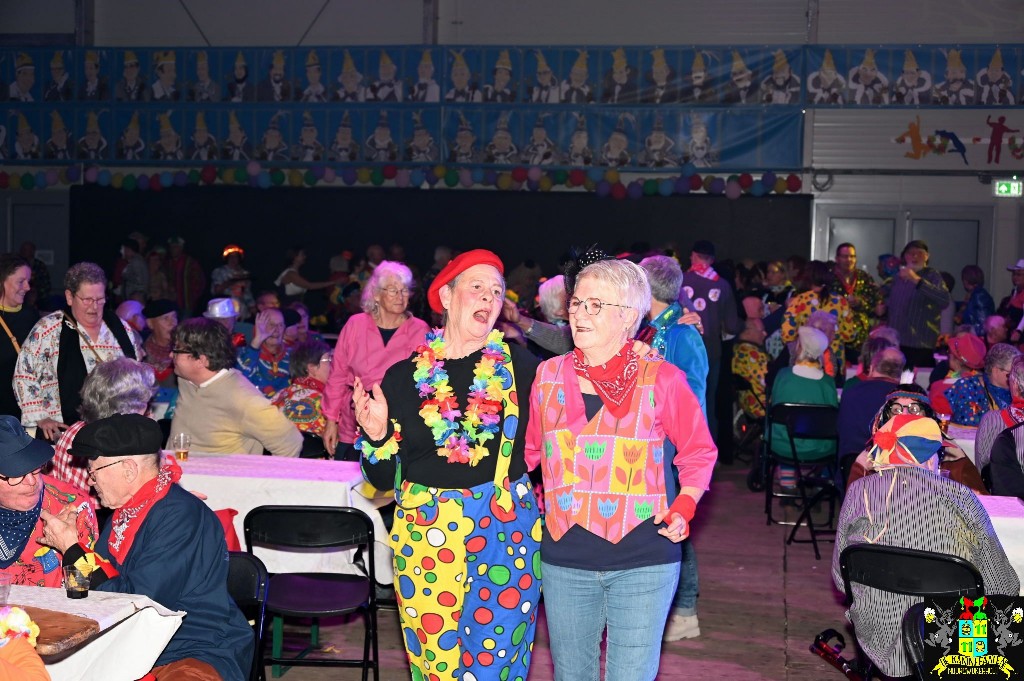 ../Images/Senioren carnaval 2024 502.jpg